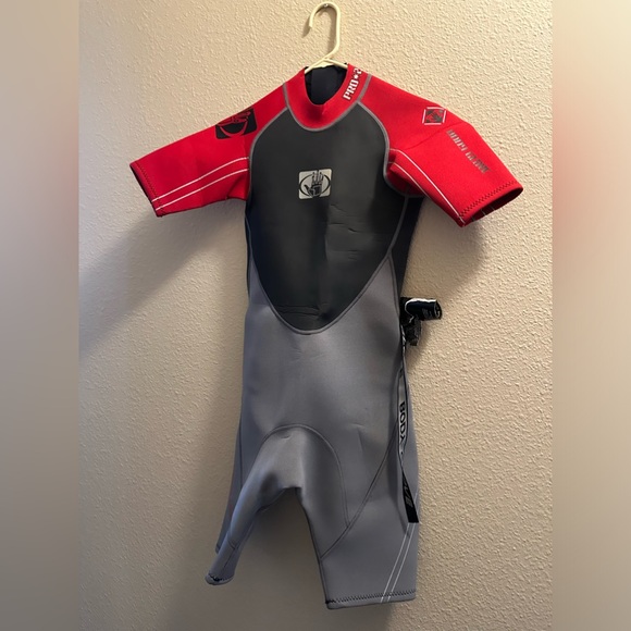 NWT Bodyglove wet suit - Picture 3 of 4